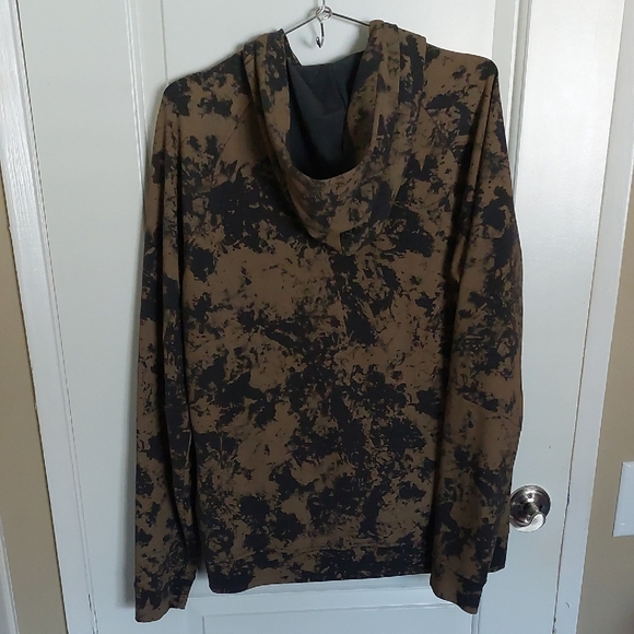 Brown and Black Camouflage Hoodie - Picture 2 of 3